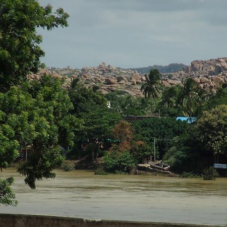Shambhu Guest House Hampi Zewnętrze zdjęcie