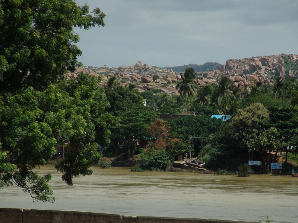 Shambhu Guest House Hampi Zewnętrze zdjęcie
