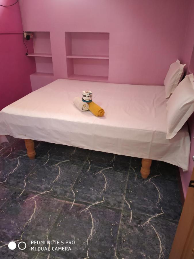 Shambhu Guest House Hampi Zewnętrze zdjęcie
